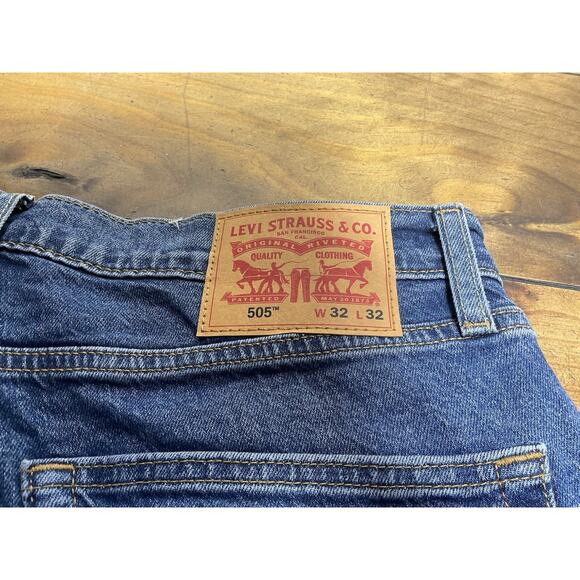 Levi's 505 Regular Fit Straight Leg Jeans Men's Size 32x32 NWT - Picture 9 of 12